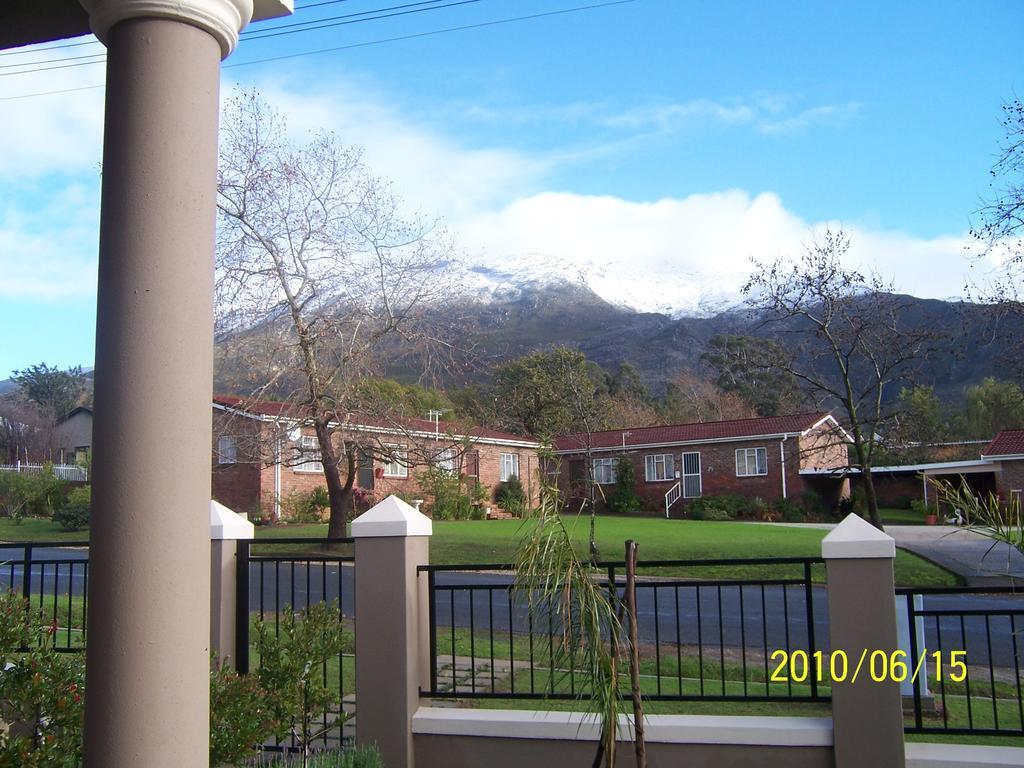 Berg En Dal Guesthouse Villiersdorp Luaran gambar
